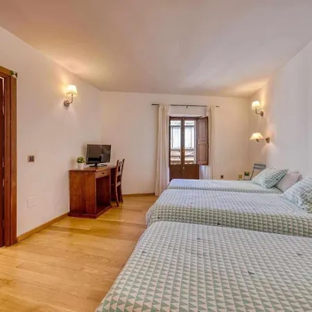 Villa Cuesta Del Reloj à Piedralaves Extérieur photo