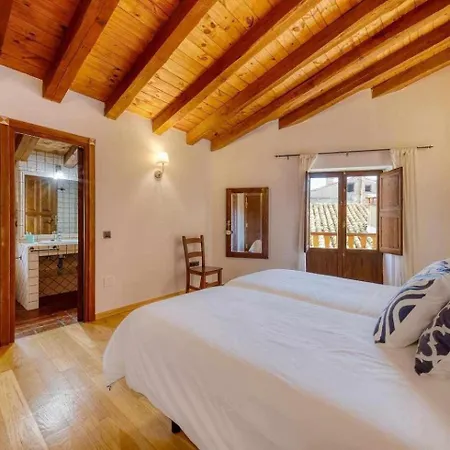 Villa Cuesta Del Reloj à Piedralaves Extérieur photo